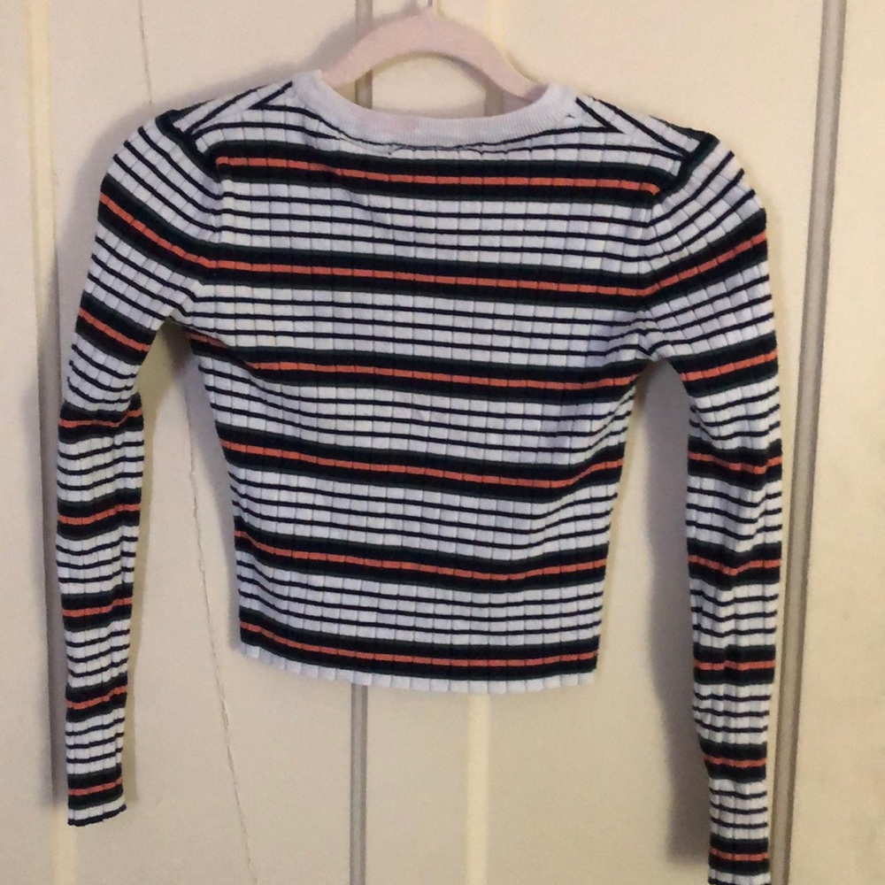 Sweater - Picture 2 of 4
